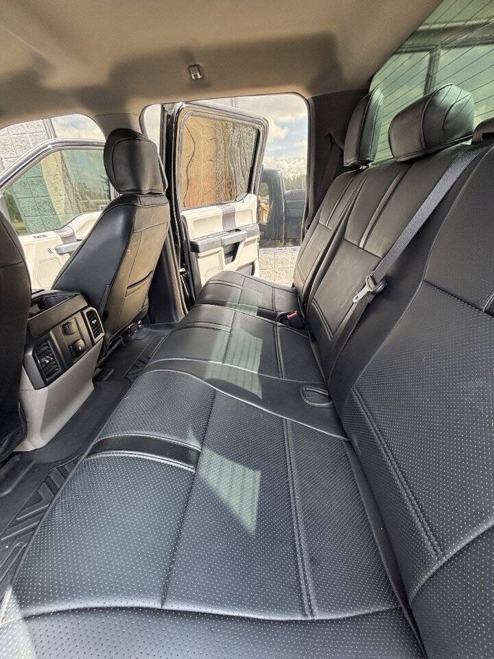 Used 2018 Ford F150 XL w/ Equipment Group 101A Mid AWD/4WD image 9
