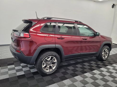 Used 2019 Jeep Cherokee Trailhawk AWD/4WD image 10