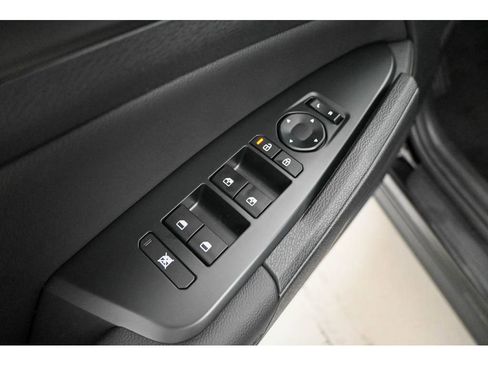 New 2026 Kia Sportage EX w/ EX Panorama Roof Package image 15