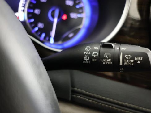 Used 2022 Chrysler Pacifica Limited image 28