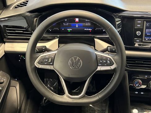 Certified 2024 Volkswagen Taos S FWD image 19