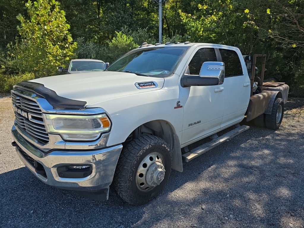 Used 2023 RAM 3500 Laramie AWD/4WD image 3