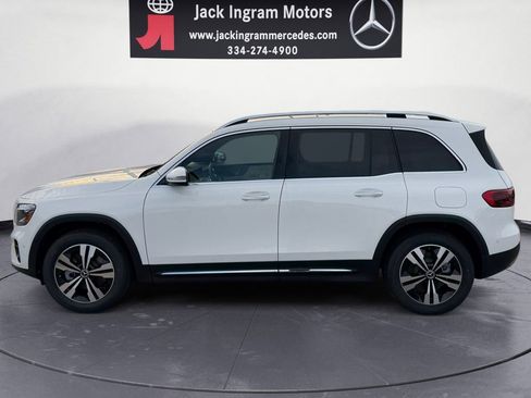 New 2026 Mercedes-Benz GLB 250 4MATIC image 2