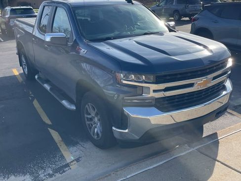 Used 2019 Chevrolet Silverado 1500 LT w/ All-Star Edition image 4