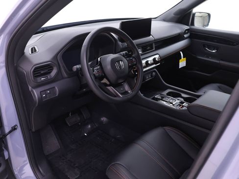 New 2026 Honda Pilot TrailSport image 3