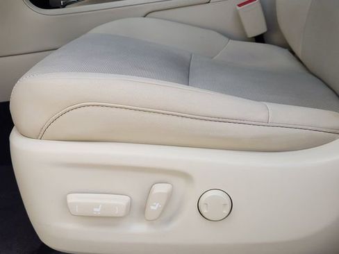 Used 2023 Lexus GX 460 Premium image 22