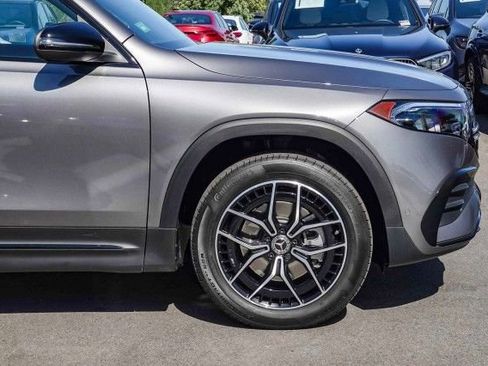 Used 2023 Mercedes-Benz EQB 350 4MATIC SUV image 10