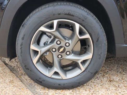 New 2026 Chevrolet Trax LT w/ Driver Confidence Package image 8