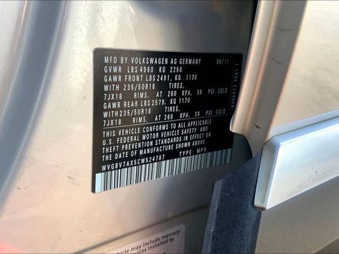 Used 2012 Volkswagen Tiguan SE image 34