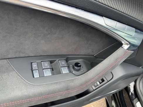 Used 2024 Audi RS 7 Performance AWD/4WD image 28