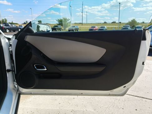Used 2013 Chevrolet Camaro LS RWD image 17