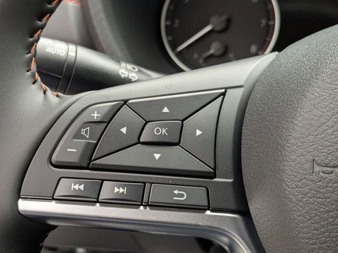 New 2025 Nissan Sentra SR image 16