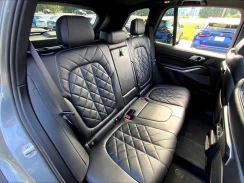 Used 2024 BMW X5 xDrive40i w/ Premium Package image 38