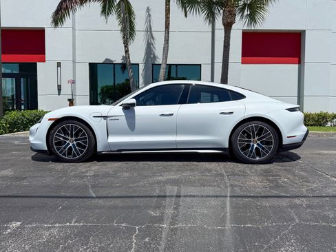 Used 2023 Porsche Taycan RWD image 13