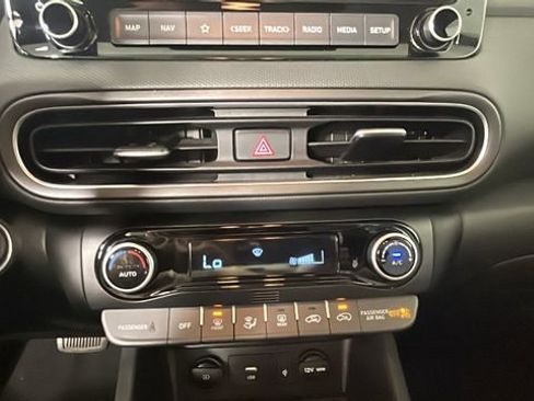 Used 2023 Hyundai Kona SEL w/ Convenience Package AWD/4WD image 23