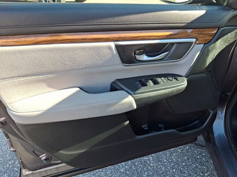 Used 2020 Honda CR-V EX image 12