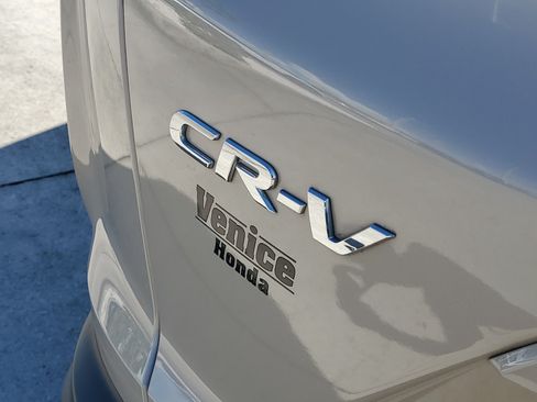 Used 2018 Honda CR-V EX image 11