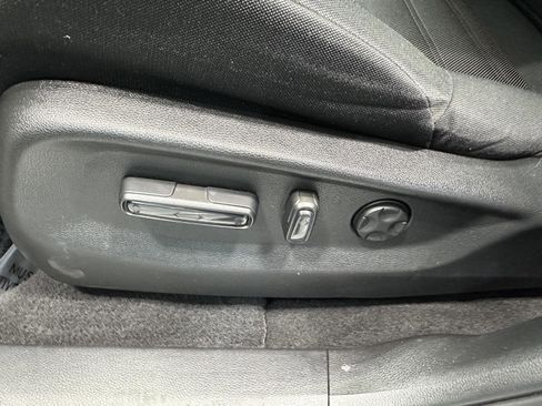 Certified 2022 Honda CR-V EX image 16