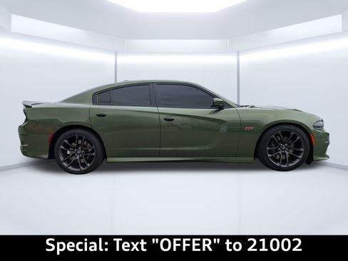 Used 2021 Dodge Charger Scat Pack RWD image 2
