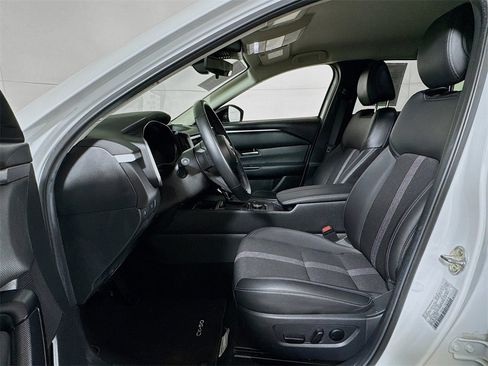 Certified 2025 MAZDA CX-50 AWD 2.5 S w/ Preferred Package image 19