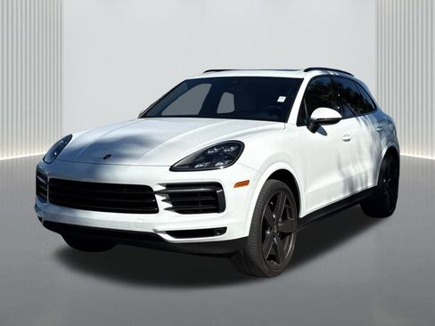 Used 2022 Porsche Cayenne image 1