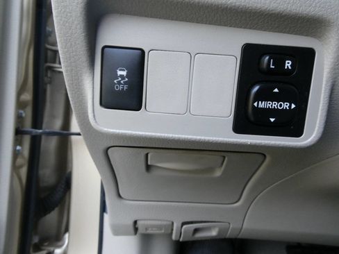 Used 2012 Toyota Corolla LE image 15