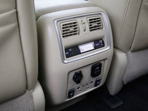 Used 2018 INFINITI QX60 Luxe w/ Deluxe Technology Package image 9