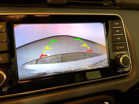 Used 2025 Nissan Versa SV FWD image 21