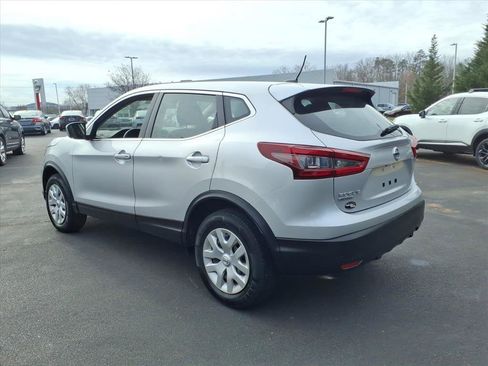 Used 2020 Nissan Rogue Sport S image 23