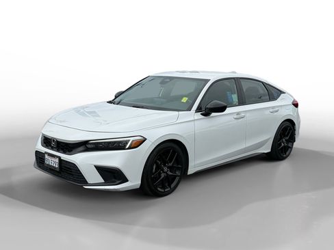 Used 2022 Honda Civic Sport image 1