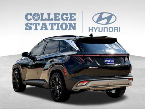 Used 2025 Hyundai Tucson Limited FWD image 8