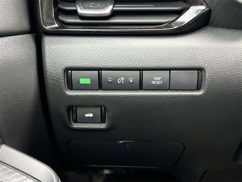 Certified 2021 Nissan Sentra SV image 23