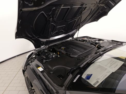 Used 2020 Jaguar F-TYPE Coupe RWD image 57