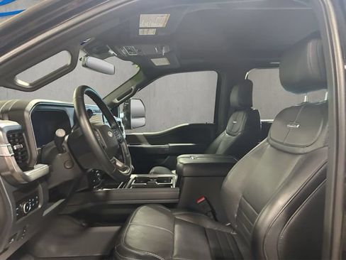 Used 2026 Ford F250 Platinum AWD/4WD image 4