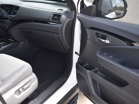 Used 2019 Honda Passport Elite image 14