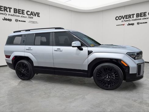 Used 2025 Hyundai Santa Fe Calligraphy image 12