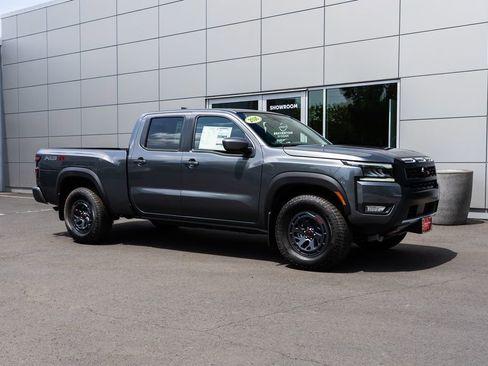 New 2026 Nissan Frontier PRO-4X AWD/4WD image 30