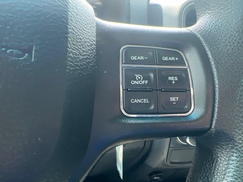 Used 2018 RAM 1500 Express w/ Express Value Package RWD image 28