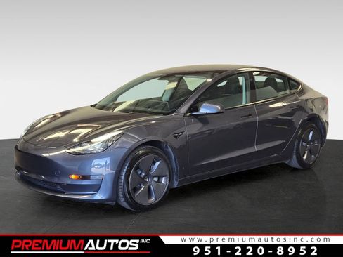 Used 2023 Tesla Model 3 Standard Range RWD image 1
