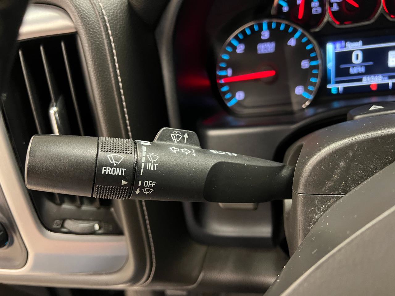 Used 2018 GMC Sierra 1500 SLT AWD/4WD image 40