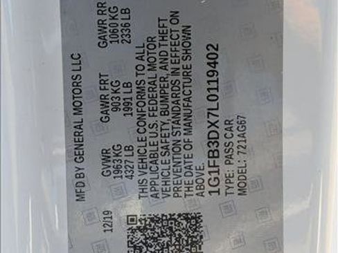 Used 2020 Chevrolet Camaro LT RWD image 23