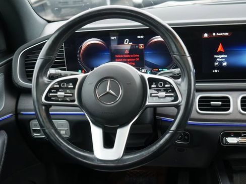 Used 2020 Mercedes-Benz GLS 450 4MATIC image 17