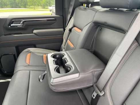 New 2026 GMC Sierra 2500 AT4 w/ AT4 Premium Plus Package AWD/4WD image 27