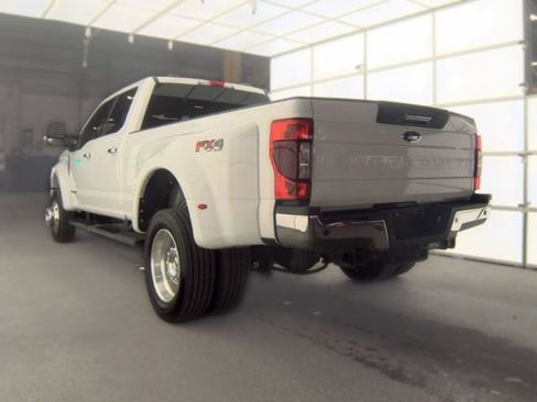 Used 2021 Ford F450 XLT w/ XLT Premium Package AWD/4WD image 2