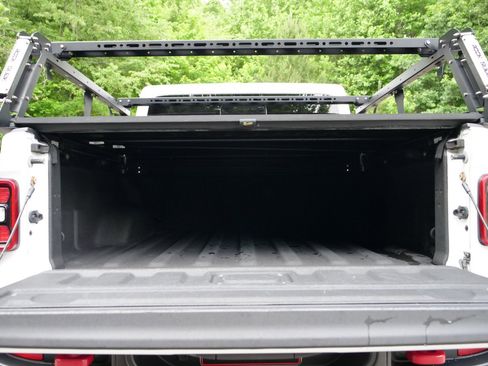Used 2021 Jeep Gladiator Rubicon AWD/4WD image 34