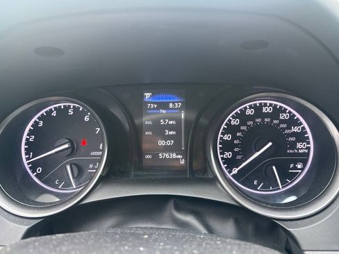 Used 2021 Toyota Camry SE FWD image 13