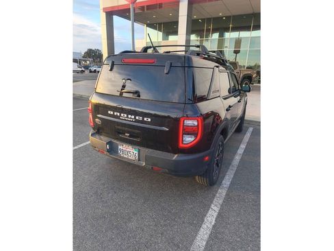 Used 2022 Ford Bronco Sport Outer Banks w/ Tech Package AWD/4WD image 4
