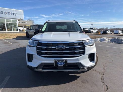 New 2026 Ford Explorer Active image 8