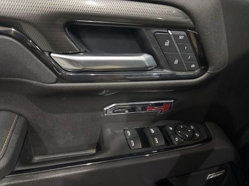 Used 2025 GMC Sierra 1500 AT4 AWD/4WD image 31