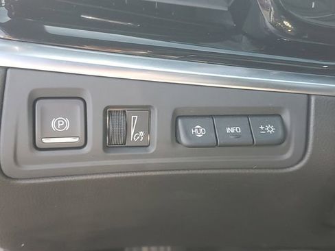 Certified 2024 Cadillac XT6 Sport w/ Technology Package AWD/4WD image 14